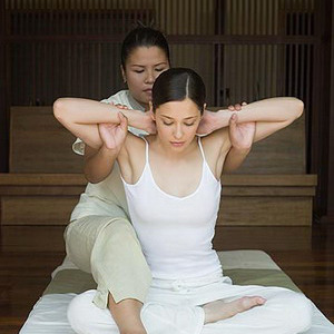 Traditional Thai Massage (Harmonizing Flow)